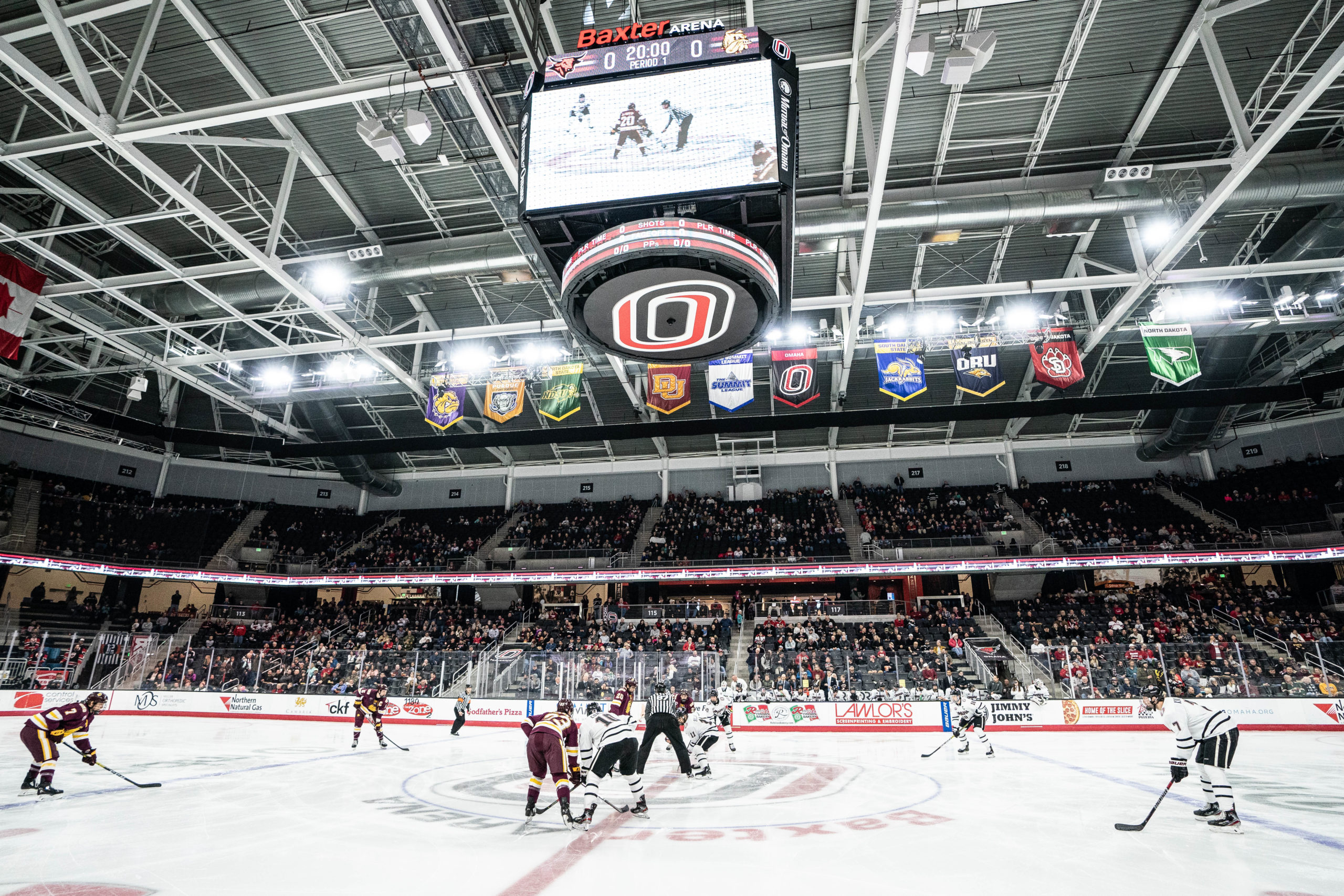 Hockey Vs Minnesota Duluth Baxter Arena